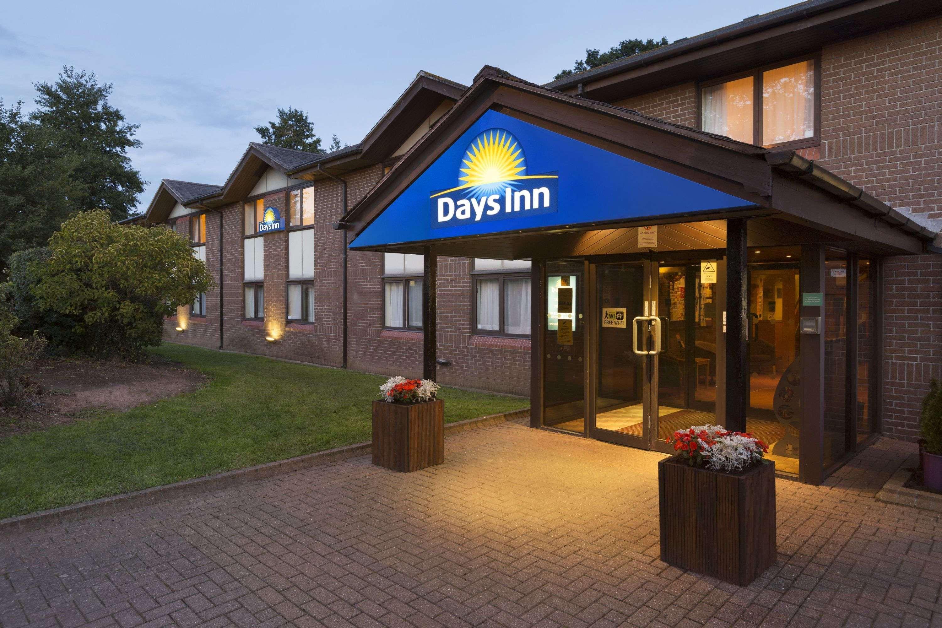 Days Inn Taunton Εξωτερικό φωτογραφία