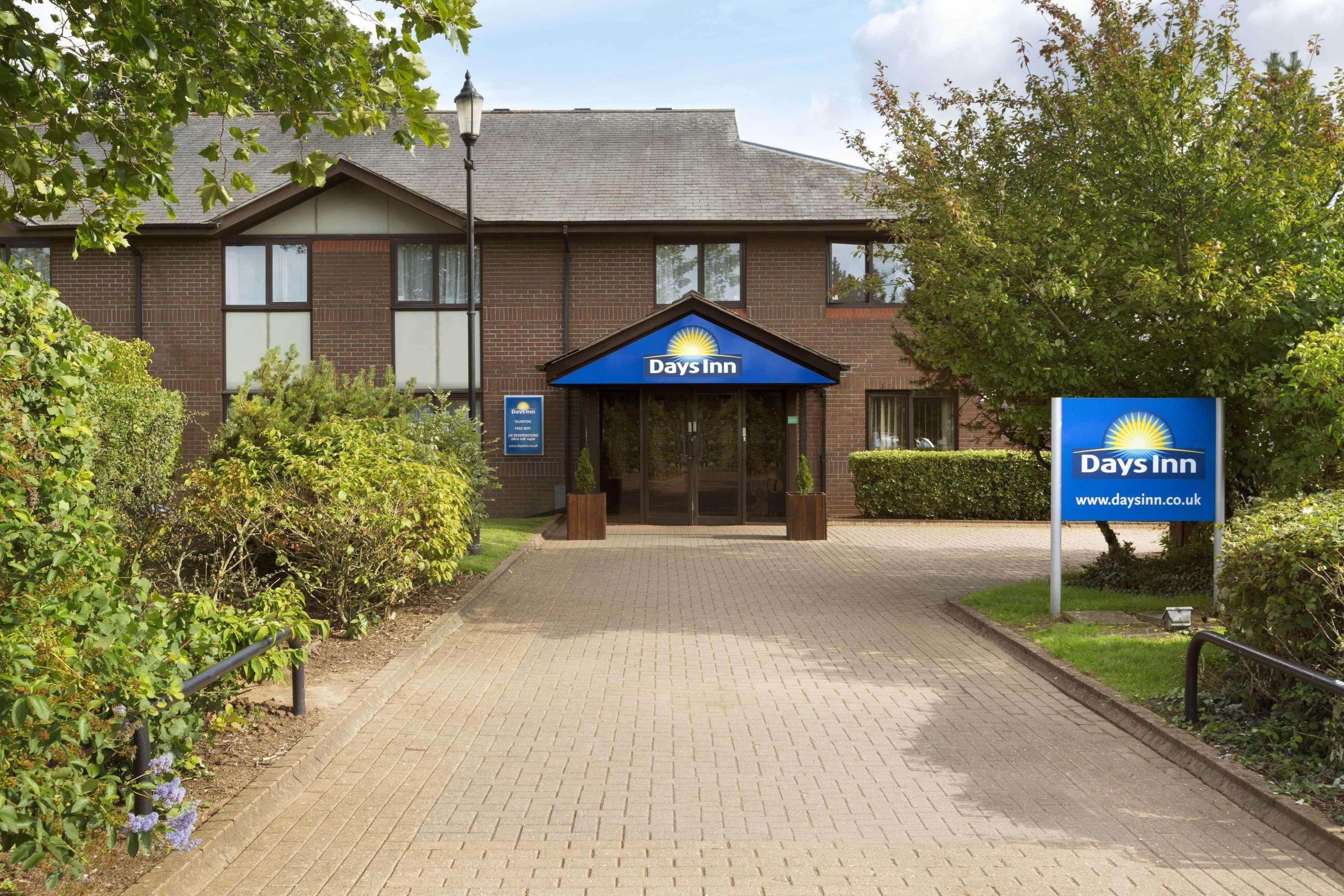 Days Inn Taunton Εξωτερικό φωτογραφία